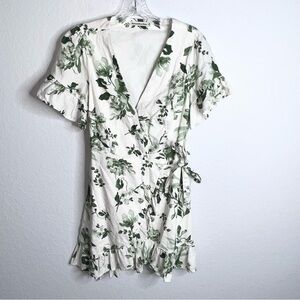 Abercrombie & Fitch Dress Women XS Wrap Mini Floral Angel Sleeve Green White Q